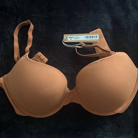 SKIMS Fits Everybody Demi Push-up Bra - Picture 1 of 5